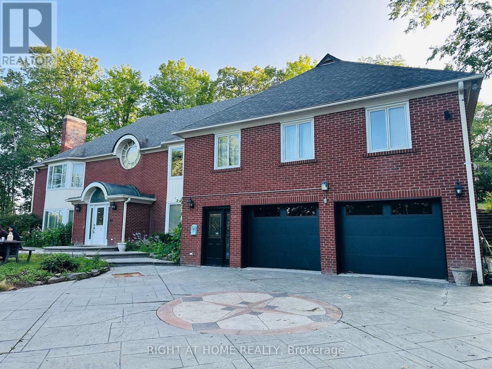 12 Keily Crescent E, Caledon, ON - Outdoor