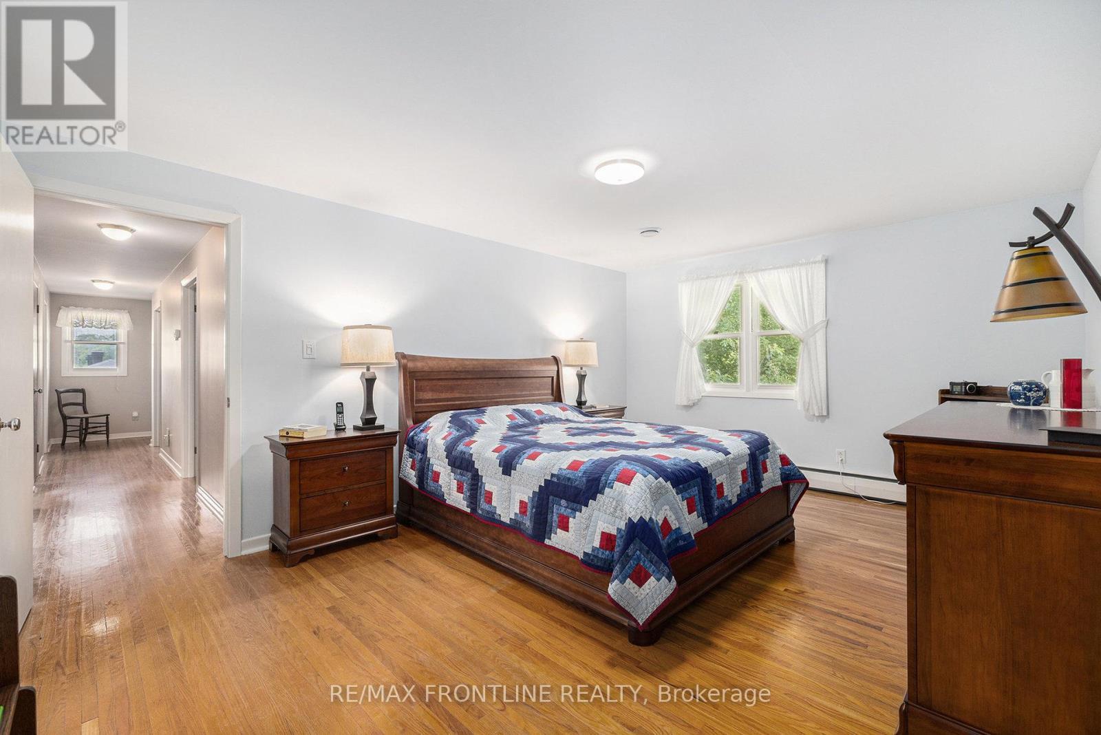 12 Glenview Crescent, Perth, ON - Indoor Photo Showing Bedroom