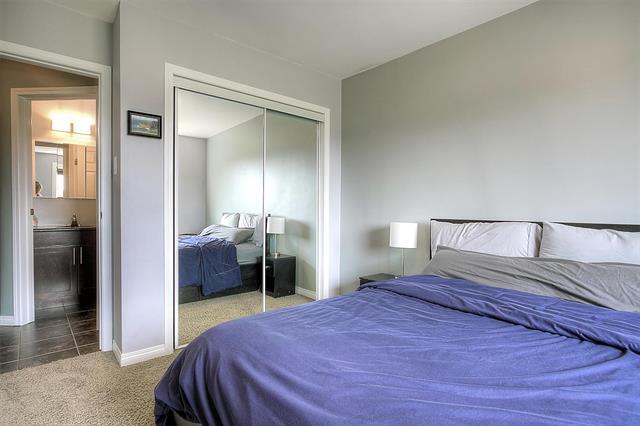 303-23 Lyndale Dr, Winnipeg, MB - Indoor Photo Showing Bedroom
