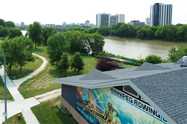 303-23 Lyndale Dr, Winnipeg, MB - Outdoor With Body Of Water With View