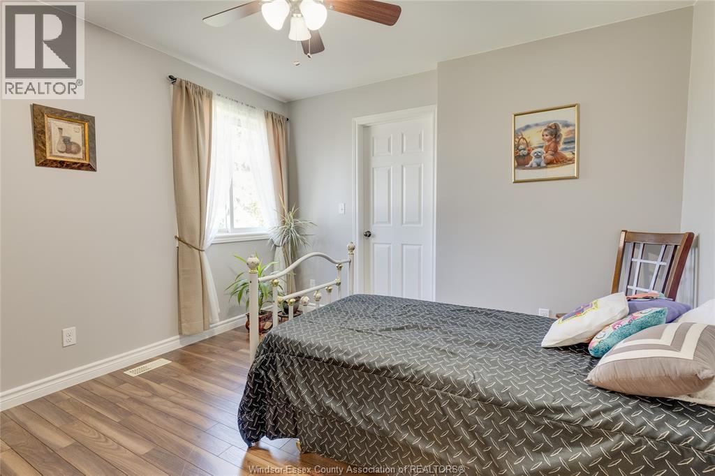 503 Regent, St. Clair Beach, ON - Indoor Photo Showing Bedroom