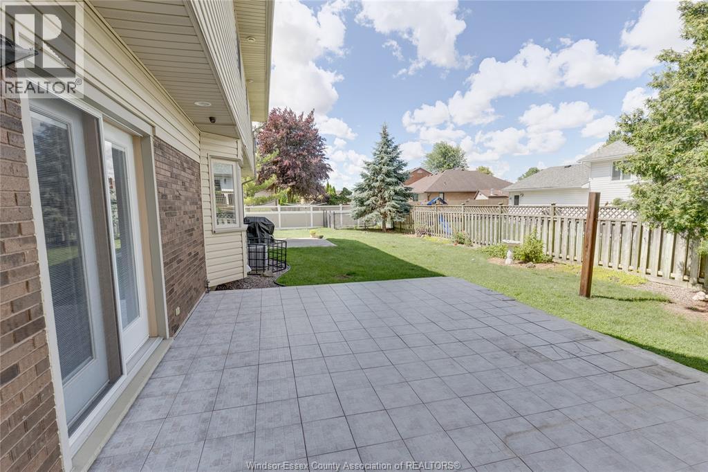 503 Regent, St. Clair Beach, ON - Outdoor