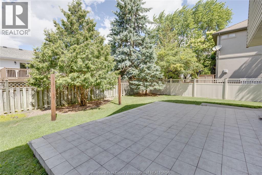 503 Regent, St. Clair Beach, ON - Outdoor