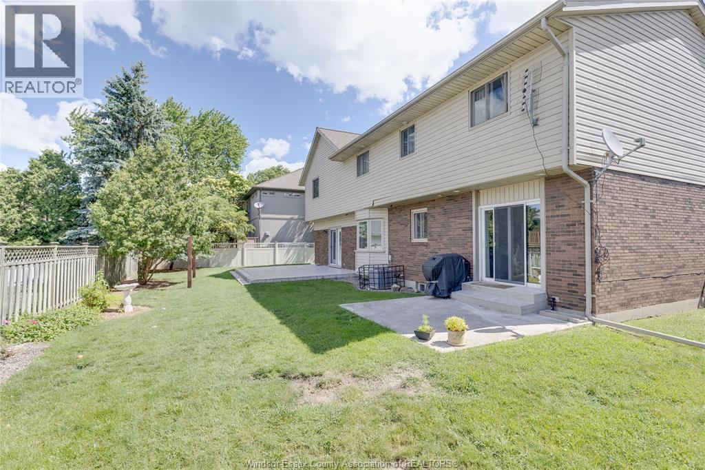 503 Regent, St. Clair Beach, ON - Outdoor