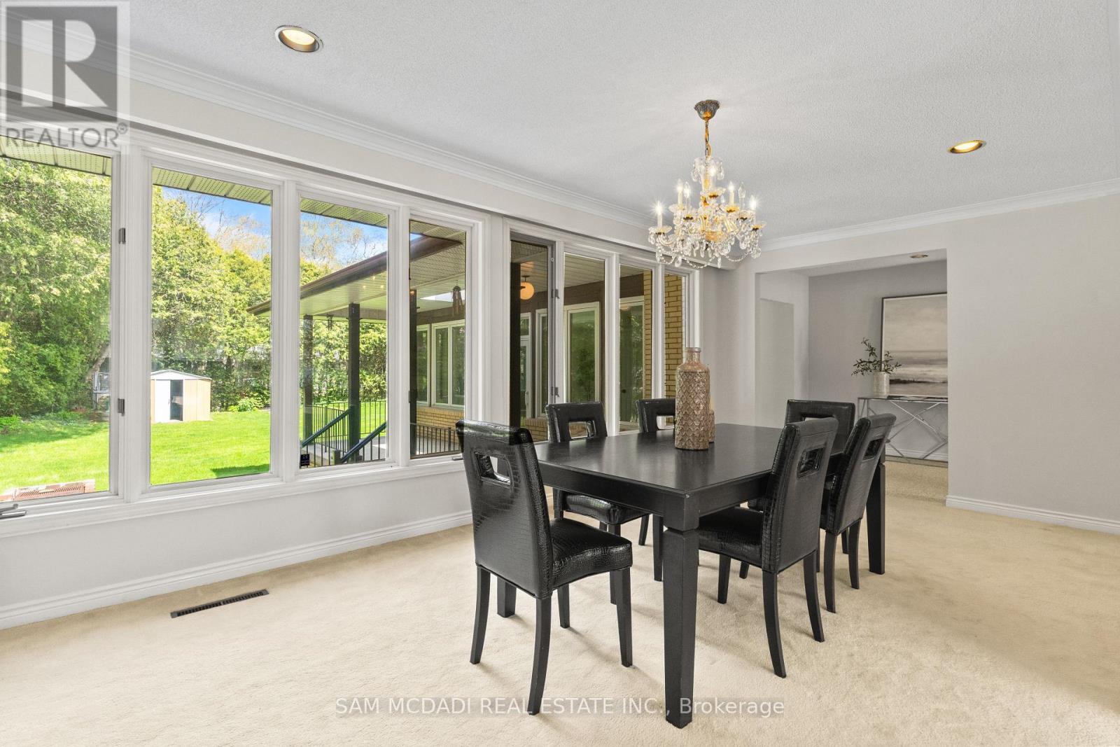 521 Vanessa Crescent, Mississauga, ON - Indoor Photo Showing Dining Room