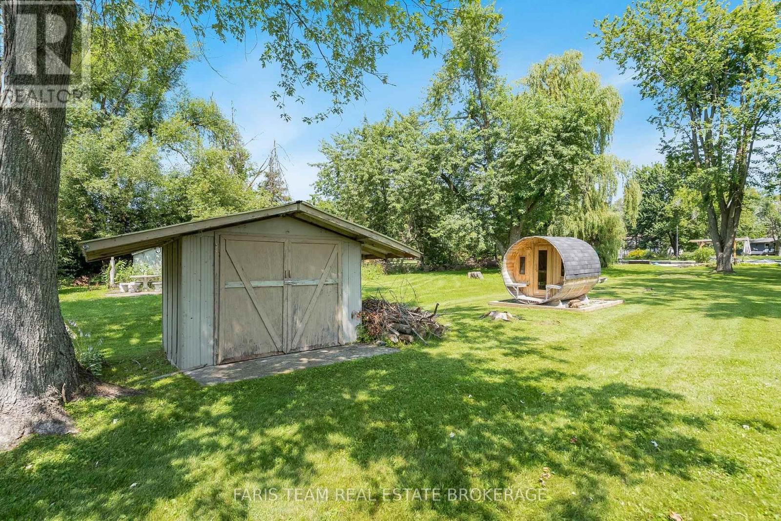 27 Poplar Crescent, Ramara, ON - Outdoor