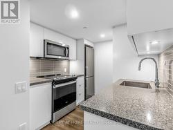 KITCHEN WITH POT LIGHTS - 