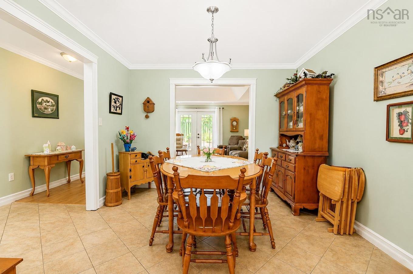 12 Beckwith Berwick, Ns, Berwick, NS - Indoor Photo Showing Dining Room