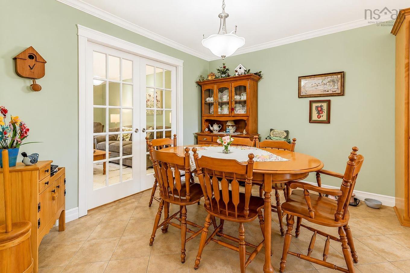 12 Beckwith Berwick, Ns, Berwick, NS - Indoor Photo Showing Dining Room