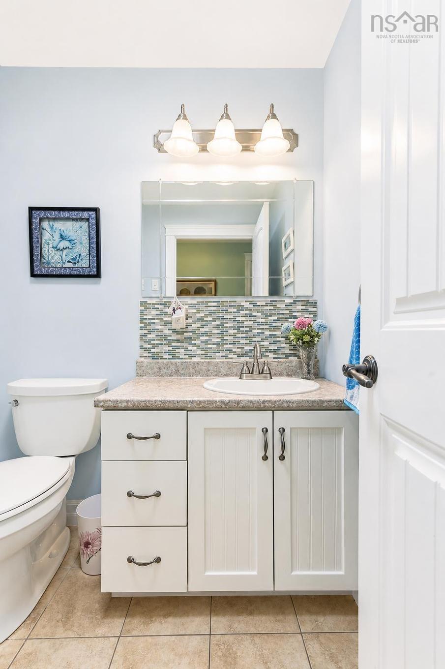 12 Beckwith Berwick, Ns, Berwick, NS - Indoor Photo Showing Bathroom
