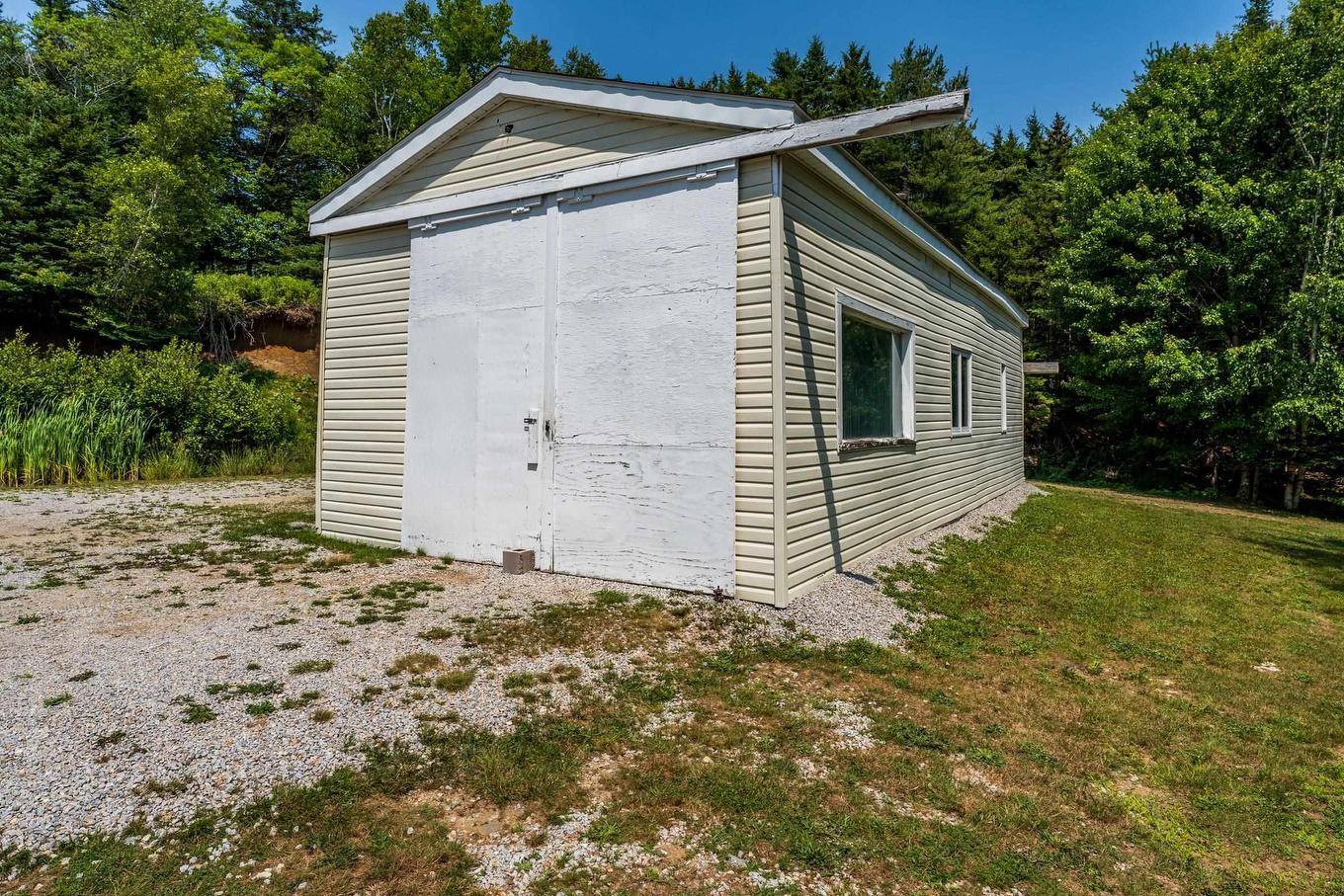 2977 Highway 340, Yarmouth, NS - Outdoor
