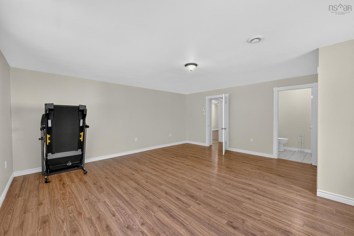 2977 Highway 340, Yarmouth, NS - Indoor Photo Showing Other Room