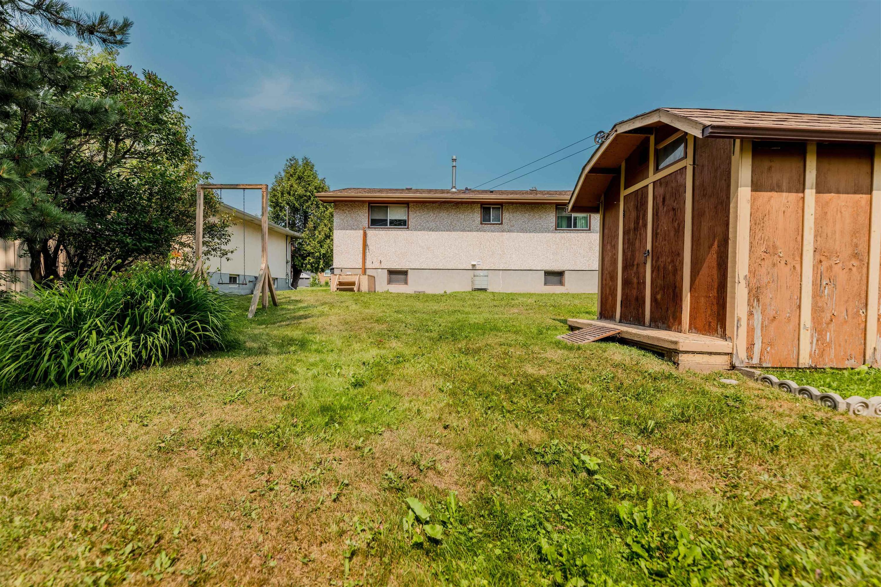 283 Carl Avenue E, Thunder Bay, ON - Outdoor With Exterior