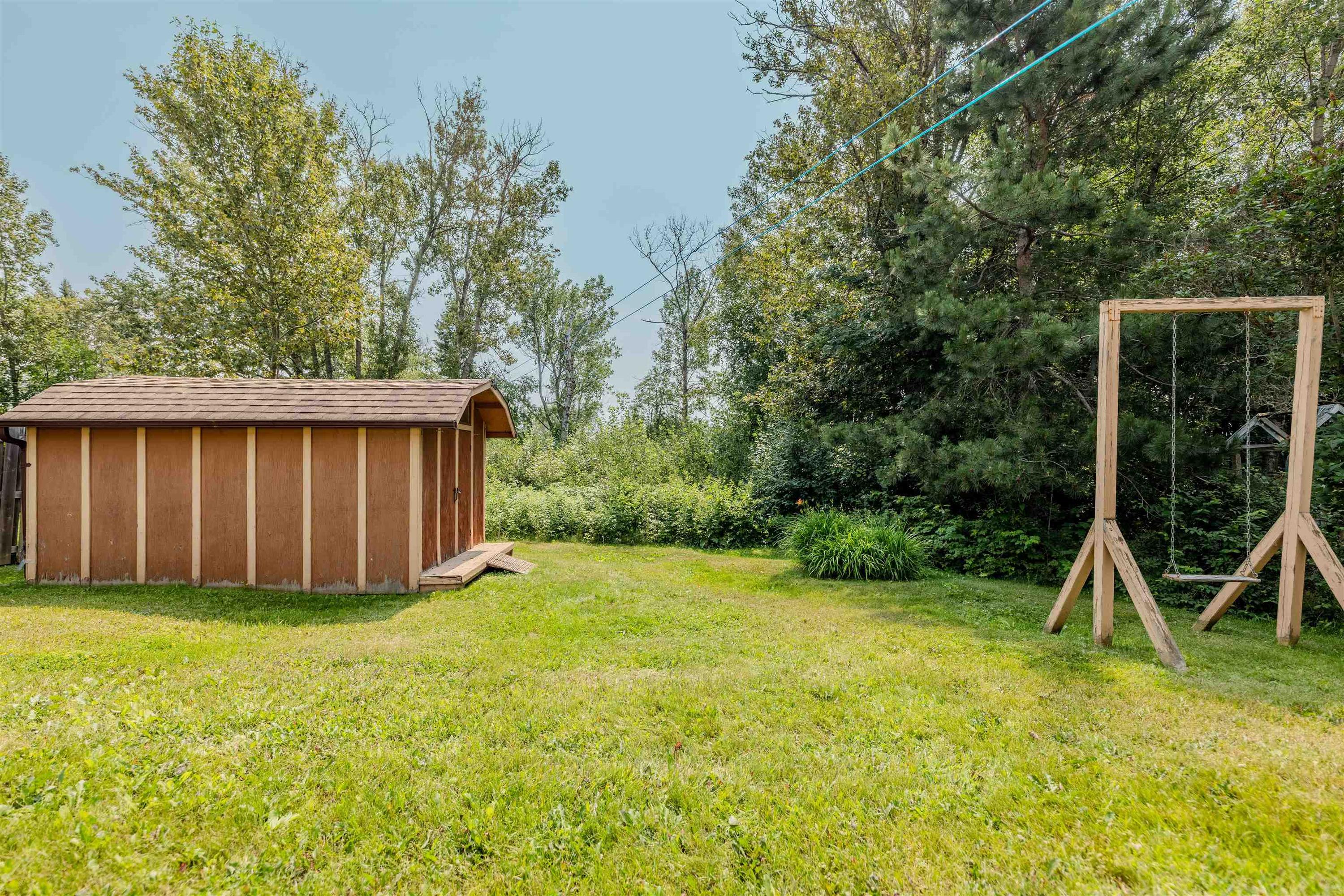 283 Carl Avenue E, Thunder Bay, ON - Outdoor