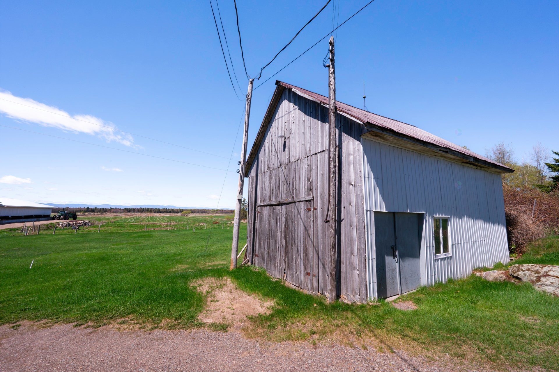 Garage - 241 Ch. Des Belles-Amours, L'Islet, QC - Outdoor