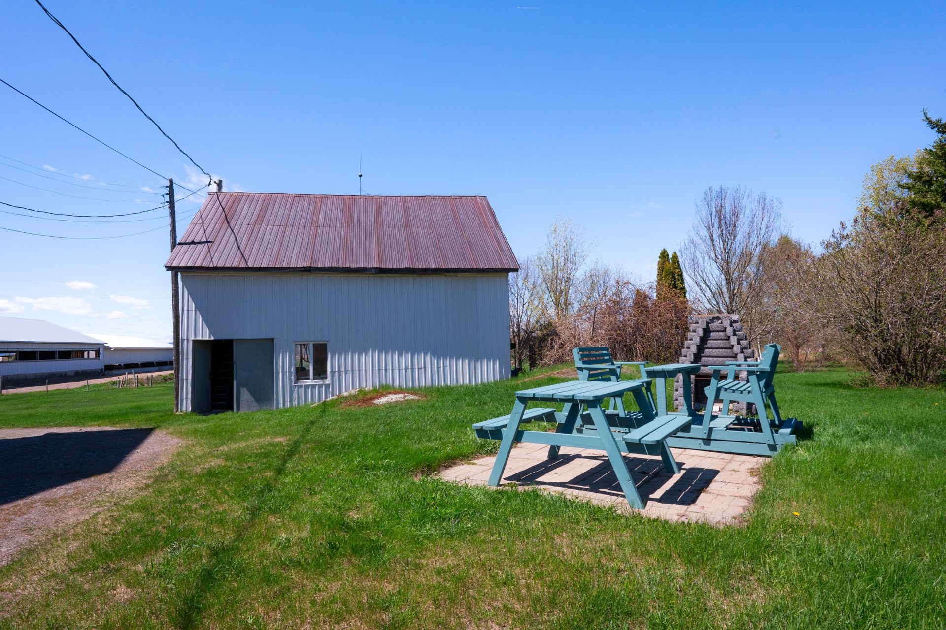 Garage - 241 Ch. Des Belles-Amours, L'Islet, QC - Outdoor
