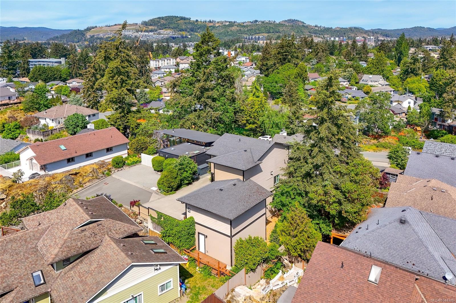 614 Cornerstone Close, Langford, BC