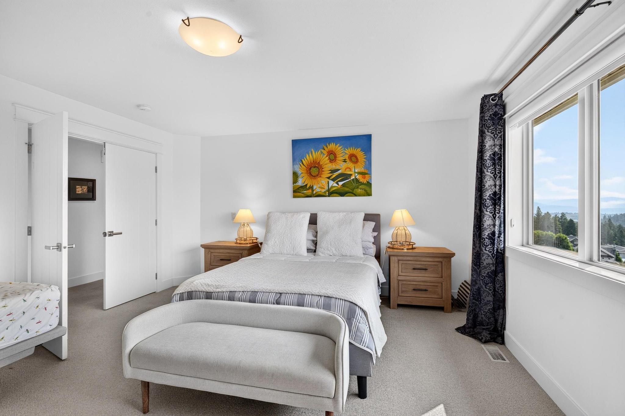2425 Tallus Heights Drive, West Kelowna, BC - Indoor Photo Showing Bedroom