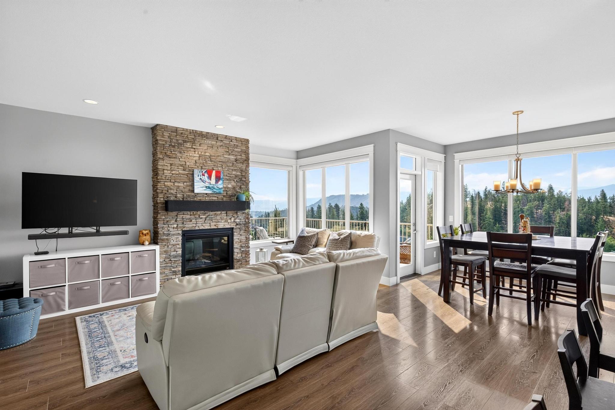 2425 Tallus Heights Drive, West Kelowna, BC - Indoor With Fireplace