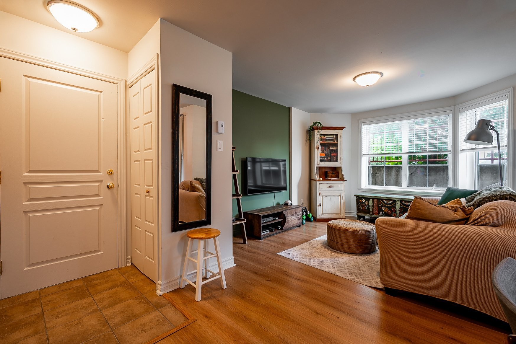 Mud Room - 1-1000 Rue Melançon, Saint-Jérôme, QC - Indoor Photo Showing Other Room