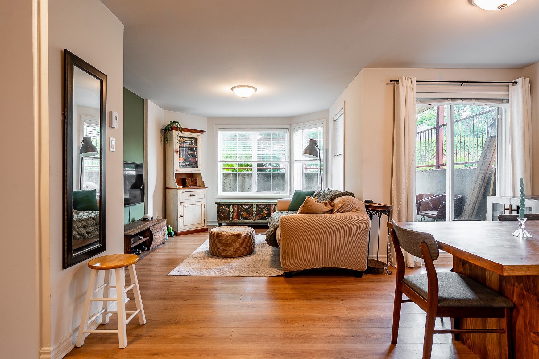 Living Room - 1-1000 Rue Melançon, Saint-Jérôme, QC - Indoor