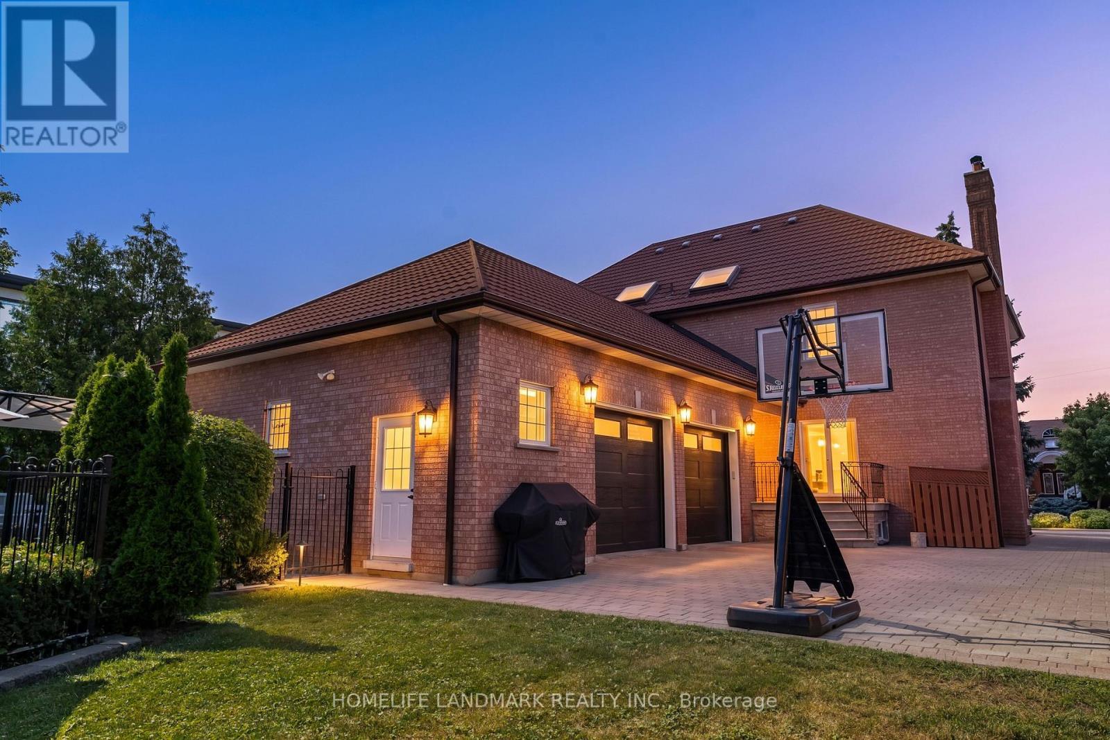 193 Codsell Avenue, Toronto, ON - Outdoor