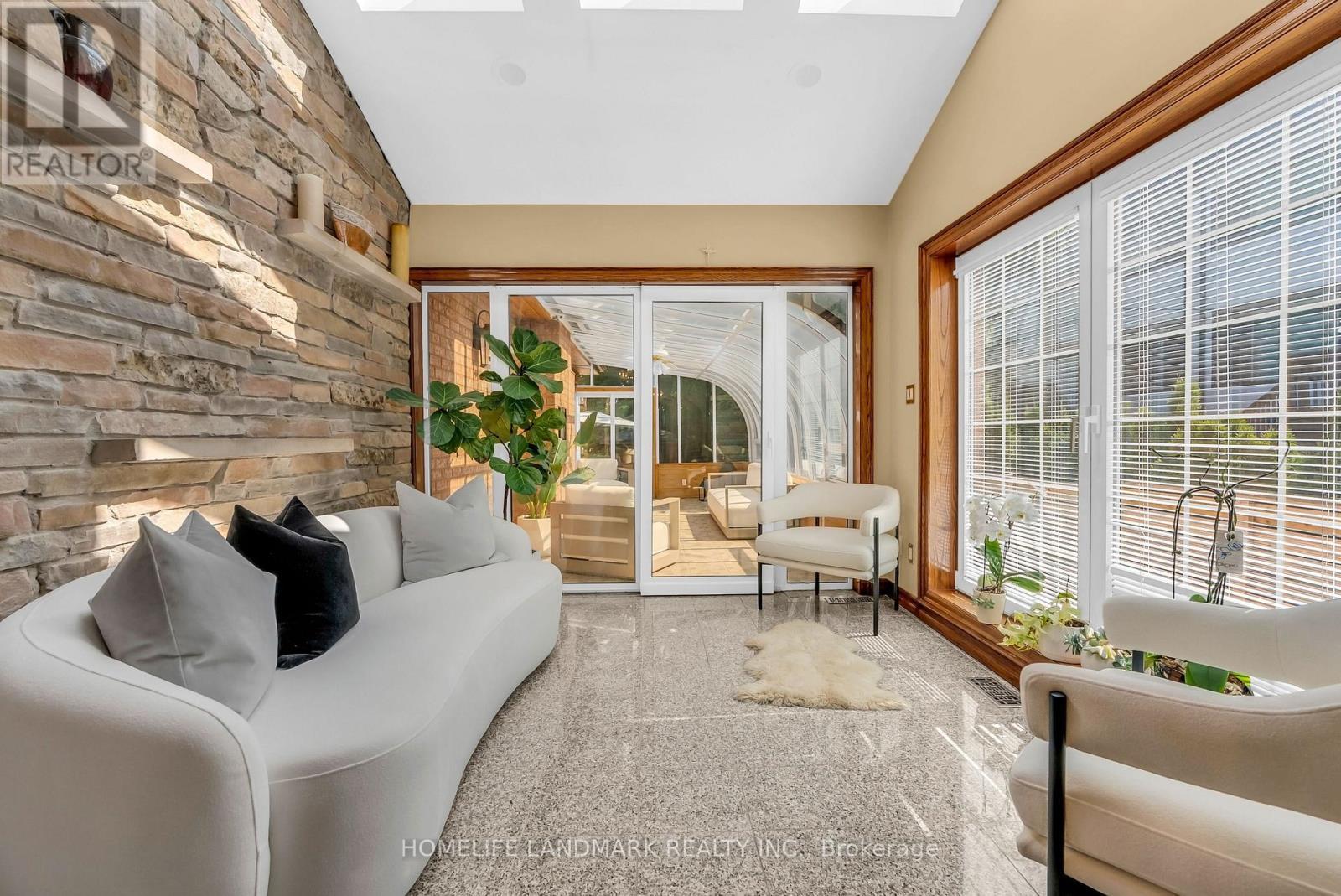 193 Codsell Avenue, Toronto, ON - Indoor