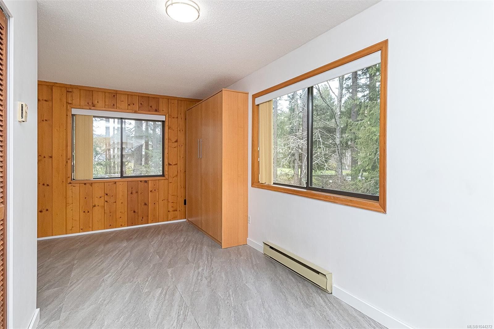 2298 Munn Rd, Highlands, BC