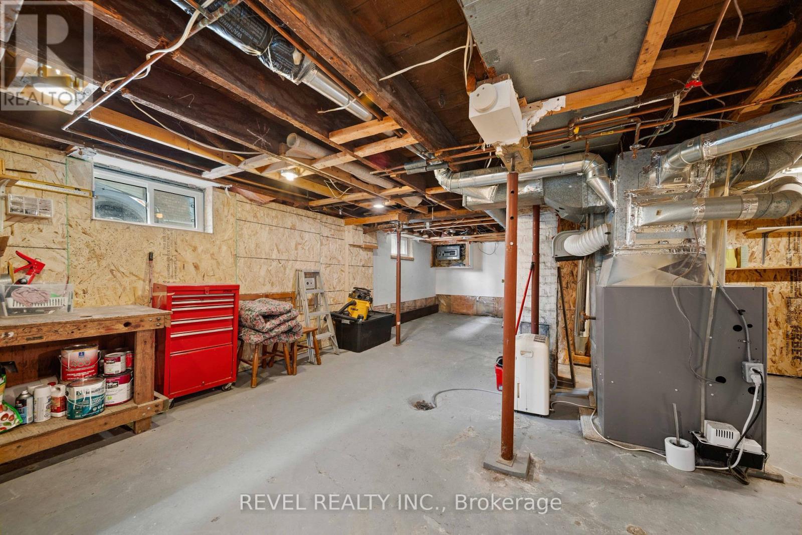 7 Maple Street, St. Thomas, ON - Indoor Photo Showing Basement