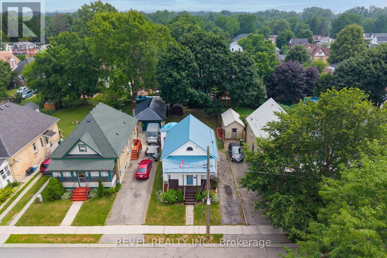 7 Maple Street, St. Thomas, ON - Outdoor