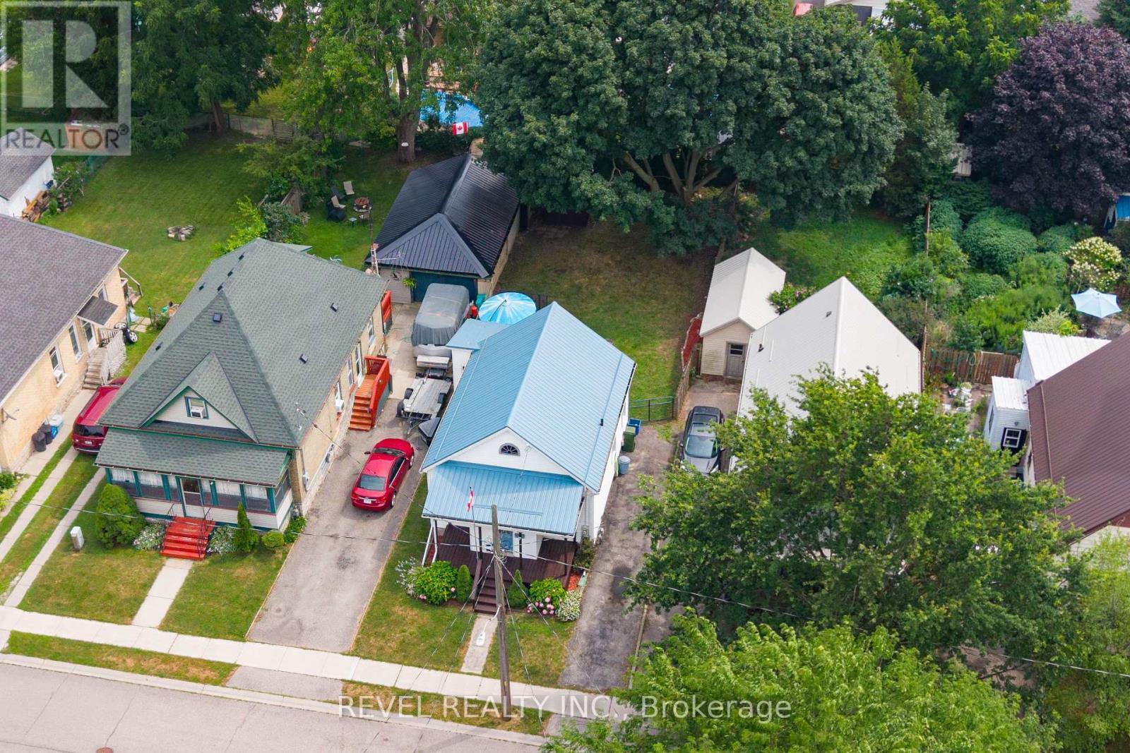 7 Maple Street, St. Thomas, ON - Outdoor