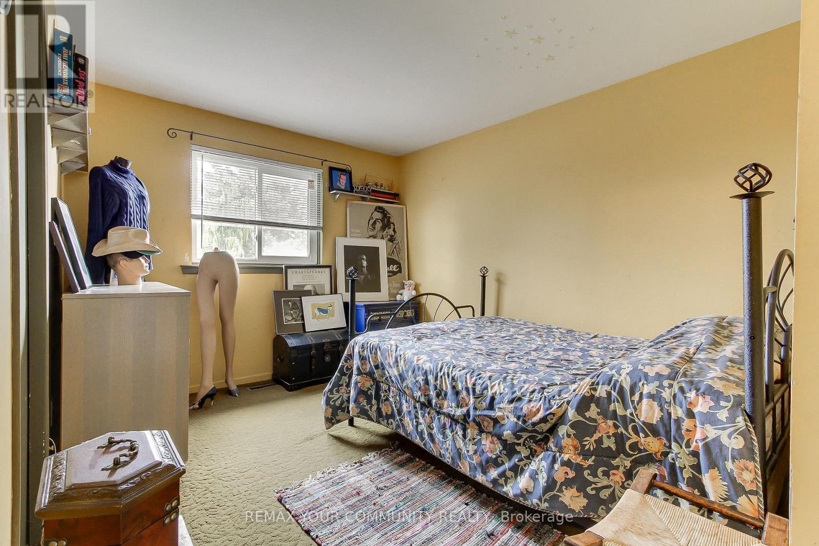 4229 Brandon Gate Drive, Mississauga, ON - Indoor Photo Showing Bedroom