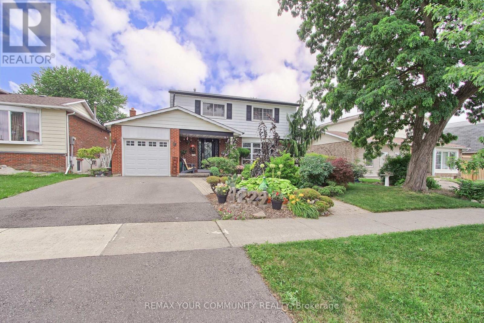 4229 Brandon Gate Drive, Mississauga, ON - Outdoor
