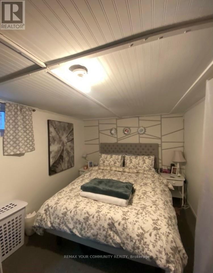 91 Peppler Street, Waterloo, ON - Indoor Photo Showing Bedroom