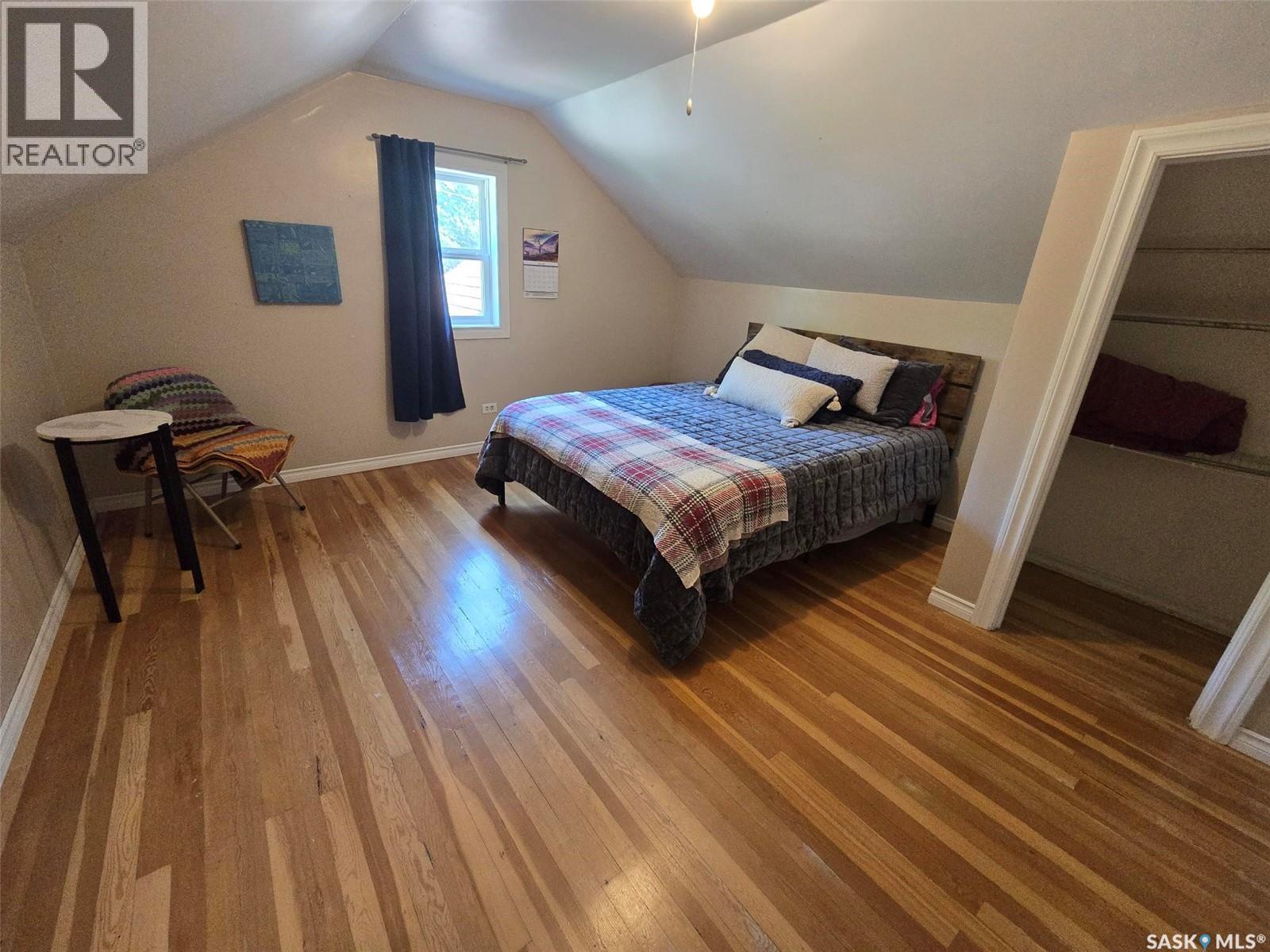 910 Pacific Street, Grenfell, SK - Indoor Photo Showing Bedroom