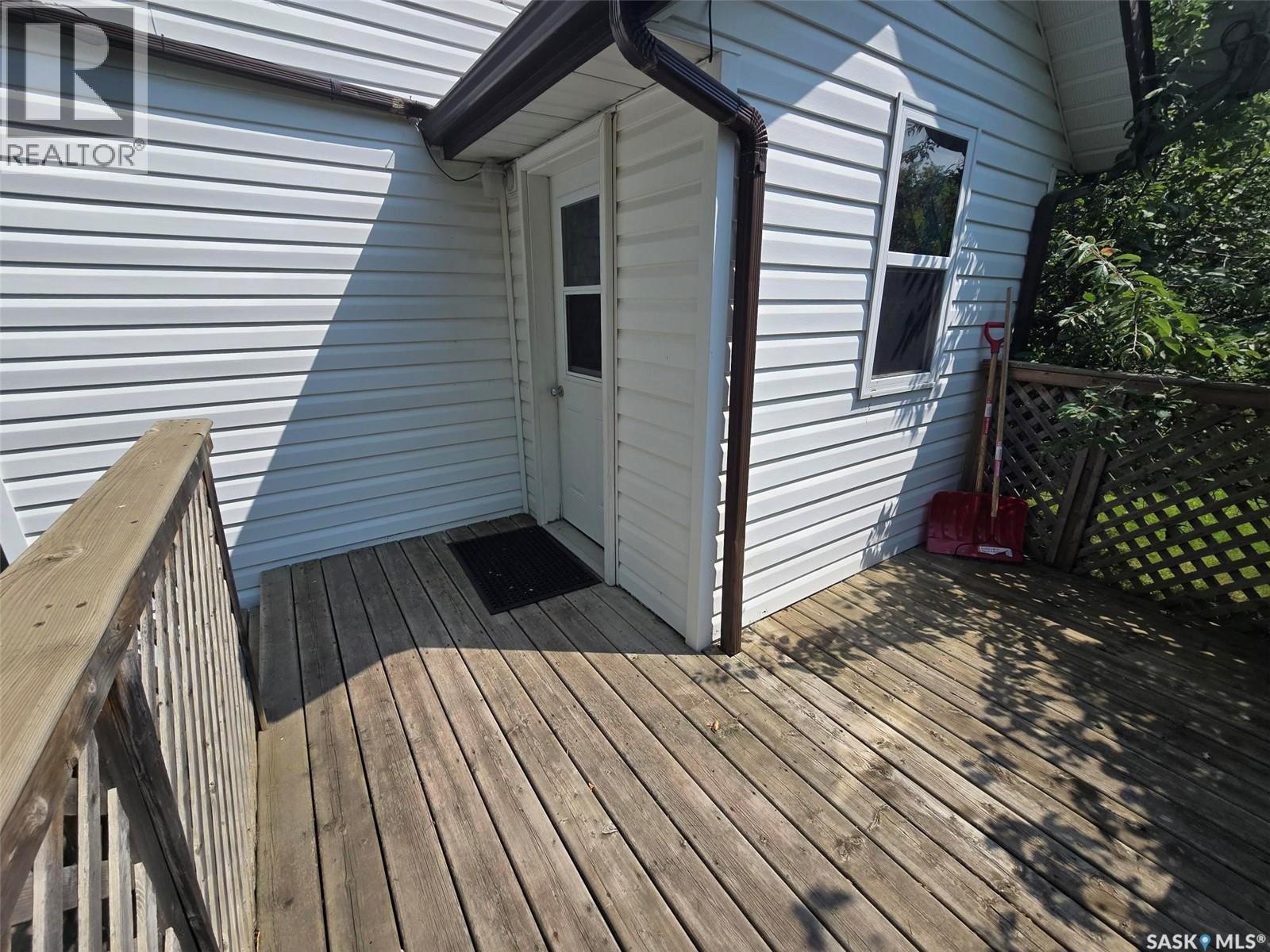 910 Pacific Street, Grenfell, SK - Outdoor