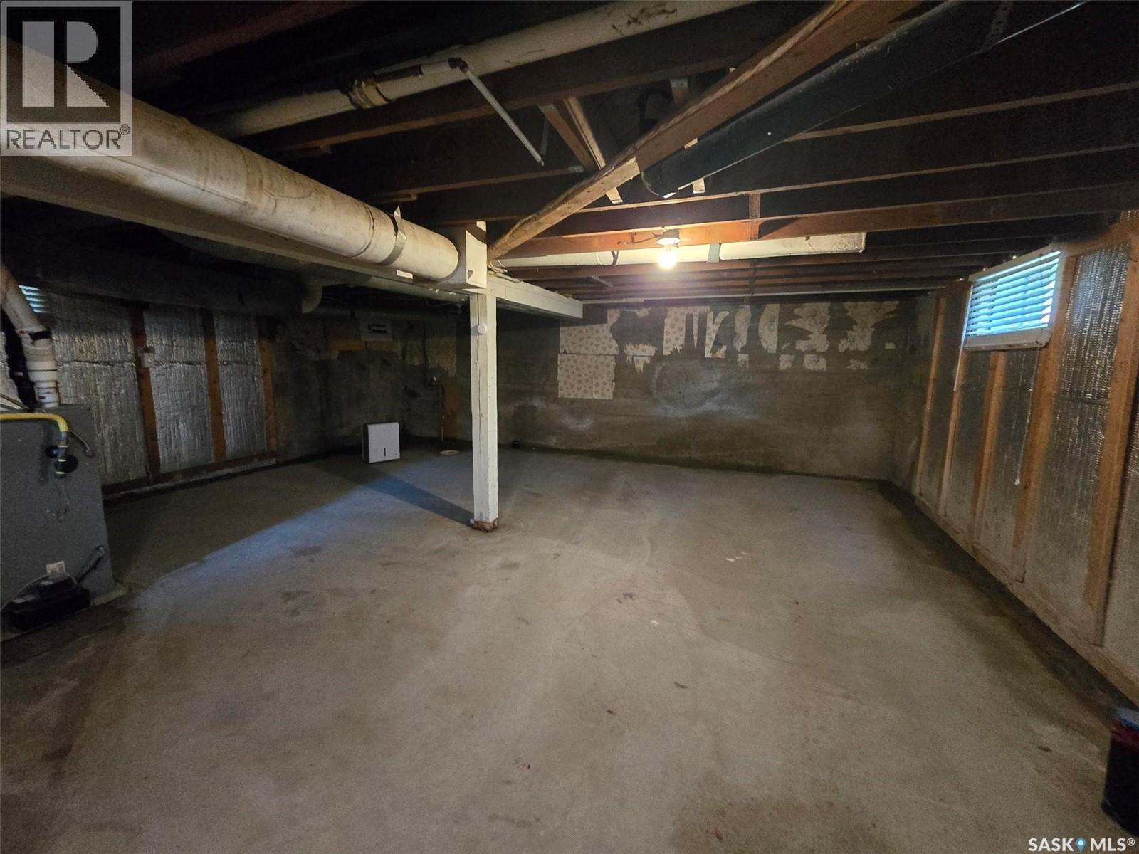 910 Pacific Street, Grenfell, SK - Indoor Photo Showing Basement