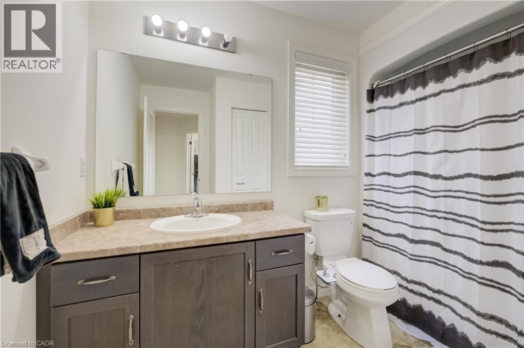 58 Marshall Drive, Guelph, ON - Indoor Photo Showing Bathroom