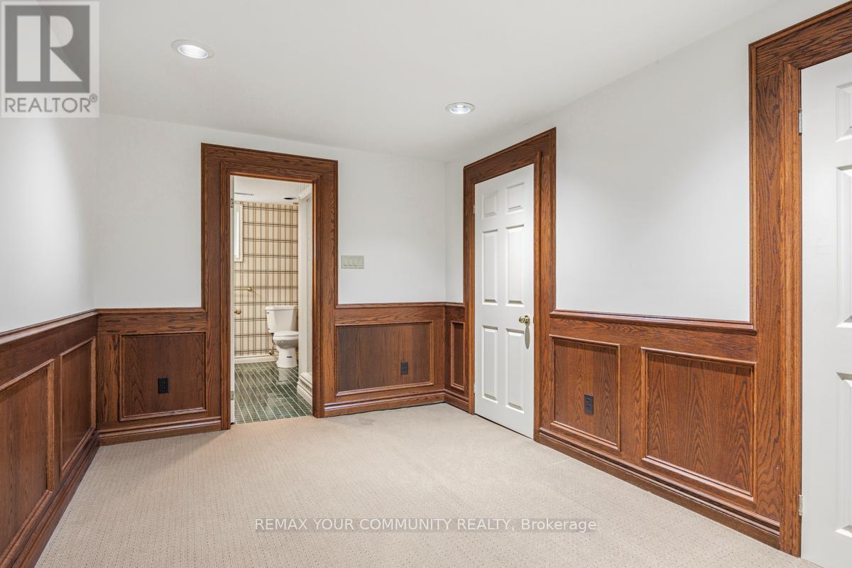Lower - 27 Denham Drive, Richmond Hill, ON - Indoor Photo Showing Other Room