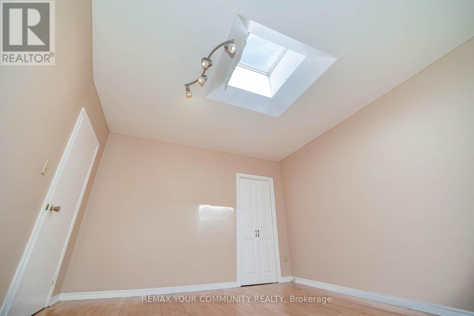 2 - 1378 Danforth Avenue S, Toronto, ON - Indoor Photo Showing Other Room