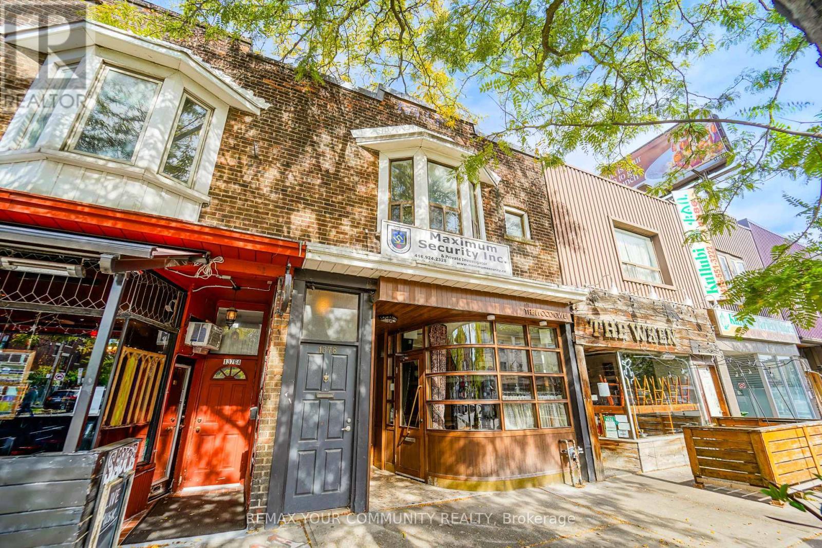 2 - 1378 Danforth Avenue S, Toronto, ON - Outdoor