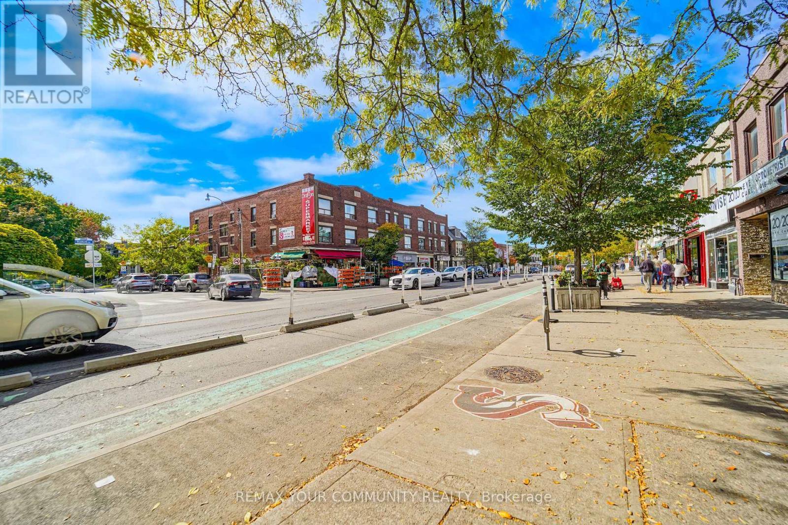 2 - 1378 Danforth Avenue S, Toronto, ON - Outdoor