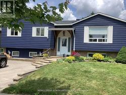 28 INDIAN ARROW ROAD Barrie, ON L4M 5H3