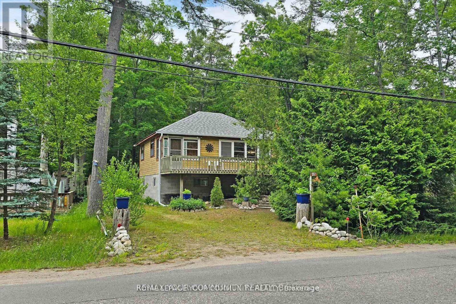 1207 Tiny Beaches Road S, Tiny, ON - Outdoor