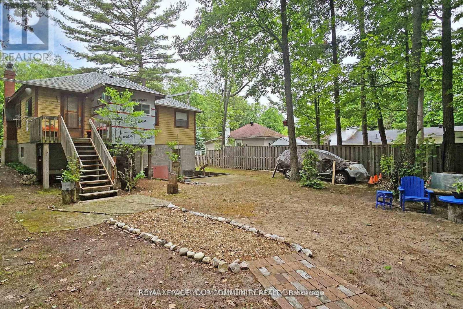 1207 Tiny Beaches Road S, Tiny, ON - Outdoor