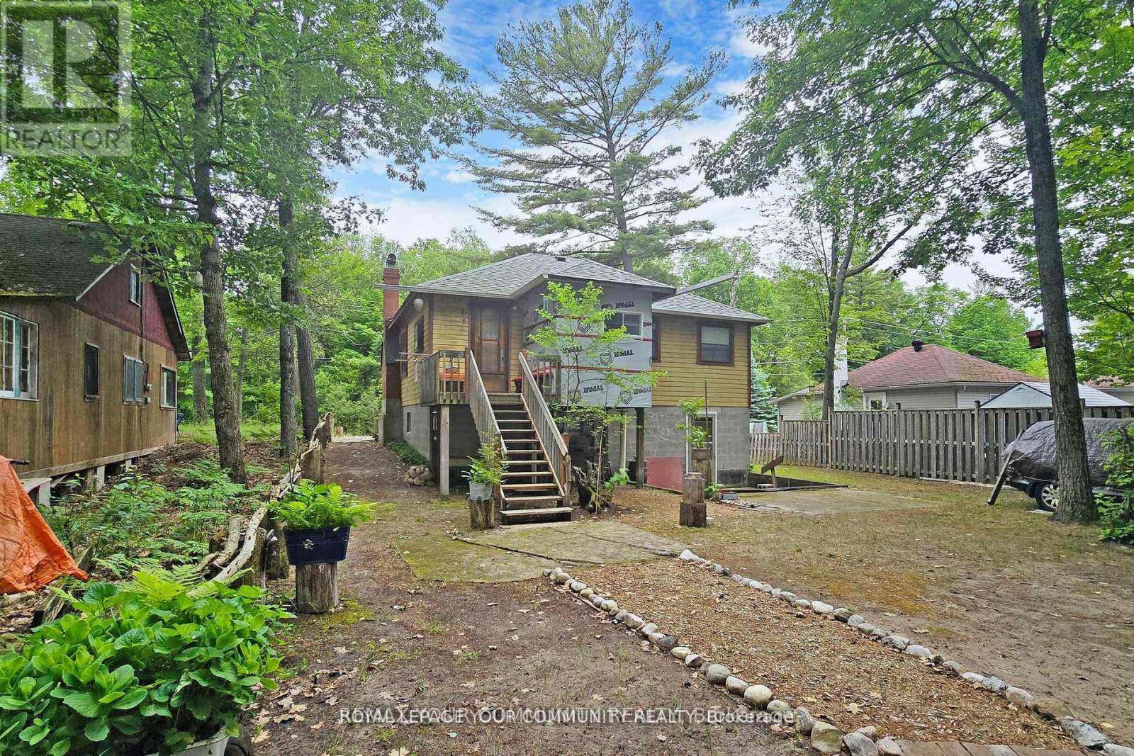 1207 Tiny Beaches Road S, Tiny, ON - Outdoor