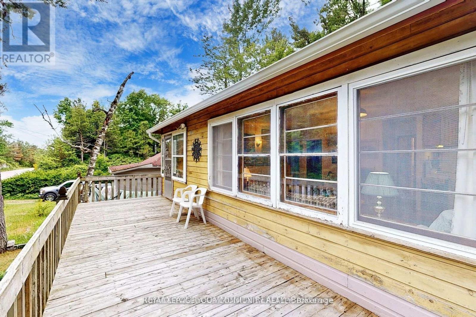 1207 Tiny Beaches Road S, Tiny, ON - Outdoor With Deck Patio Veranda With Exterior