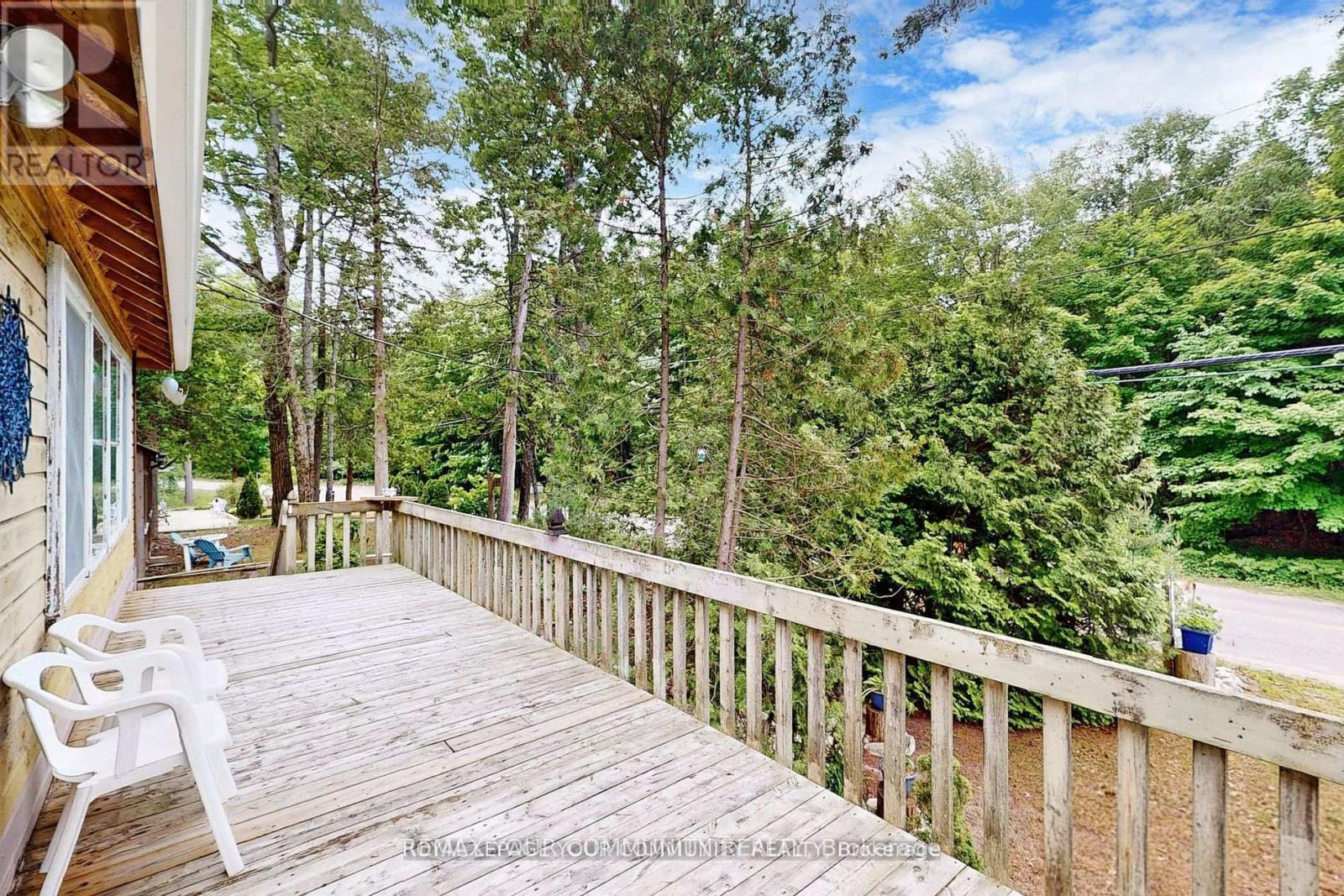 1207 Tiny Beaches Road S, Tiny, ON - Outdoor
