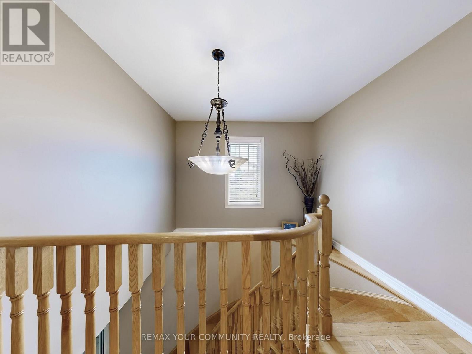 24 Cachet Hill Crescent, Vaughan, ON - Indoor Photo Showing Other Room