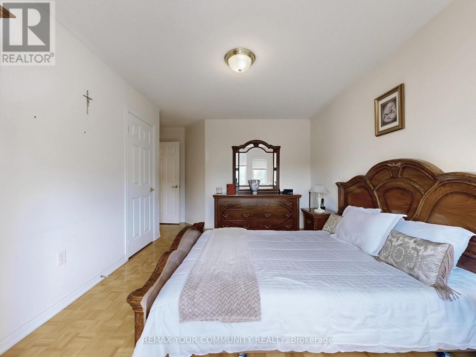 24 Cachet Hill Crescent, Vaughan, ON - Indoor Photo Showing Bedroom